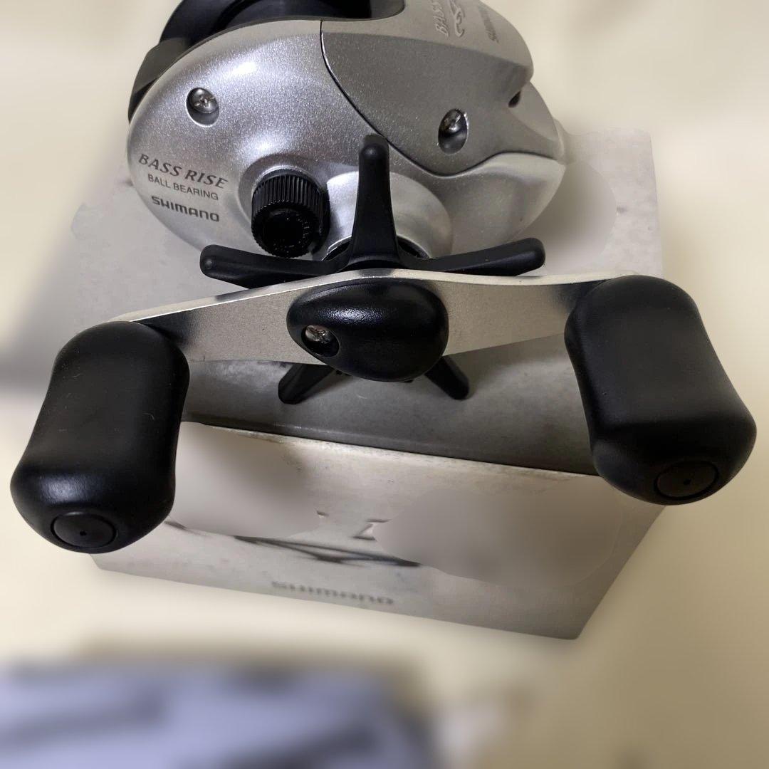 未使用品　SHIMANO BASS RISE バスライズ2点ベイトリール#411