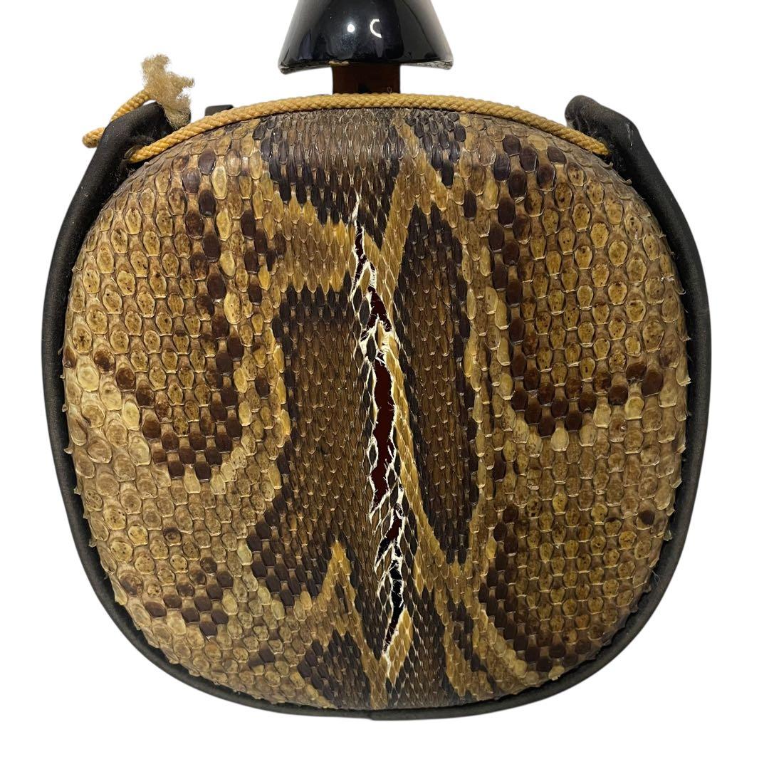 【ジャンク】三線 本蛇皮 ソフトケース付き　破れ有り　沖縄