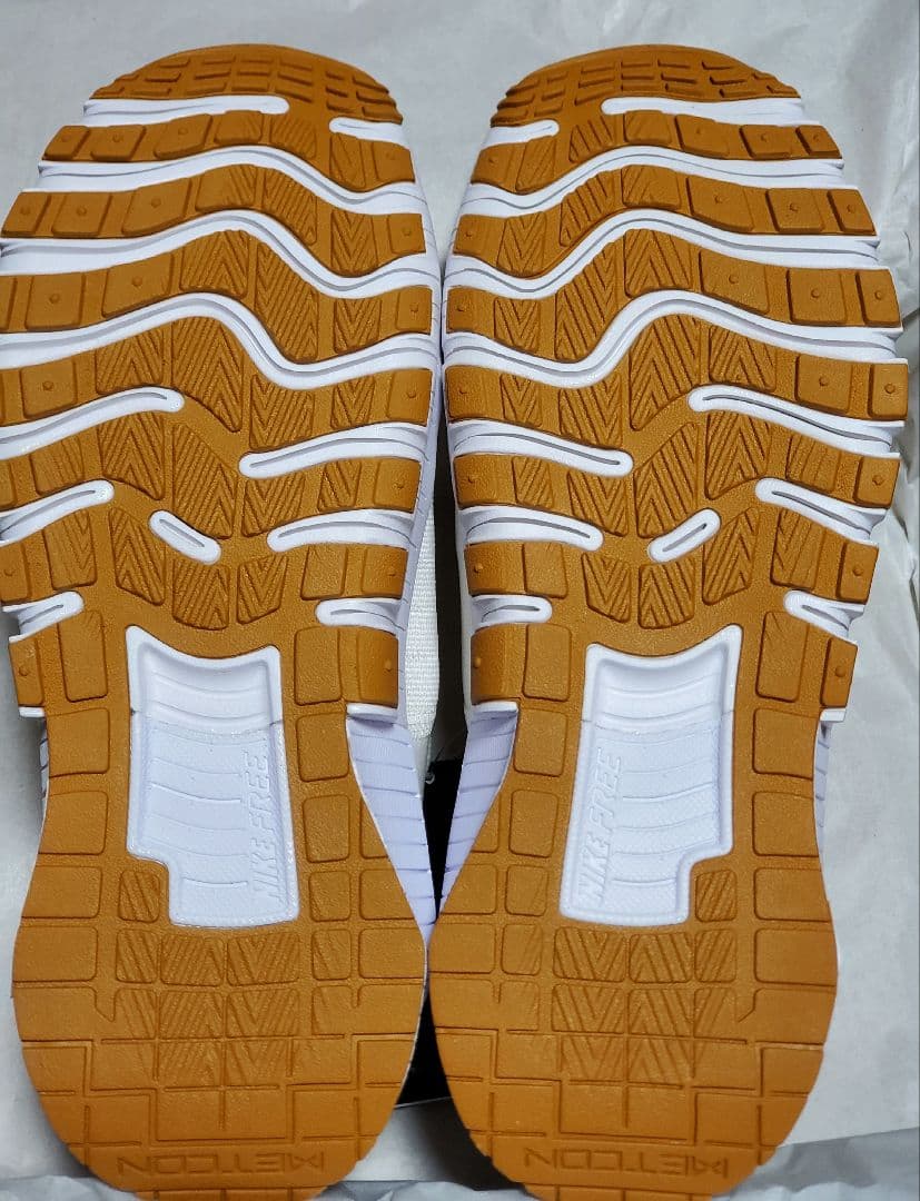 ナイキ NIKE　フリーメトコン6　ウィメンズ　26.0cm