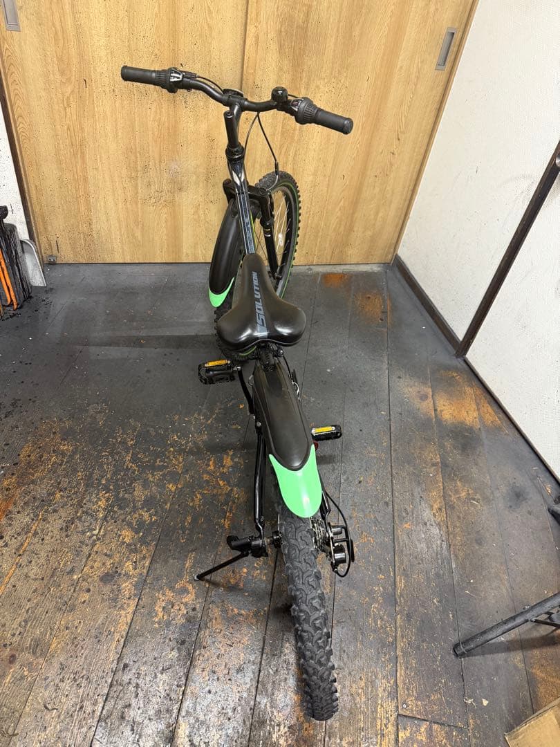 中古車　子供用　Jrマウンテン　SOLUTION　26インチ　18段変速　美品