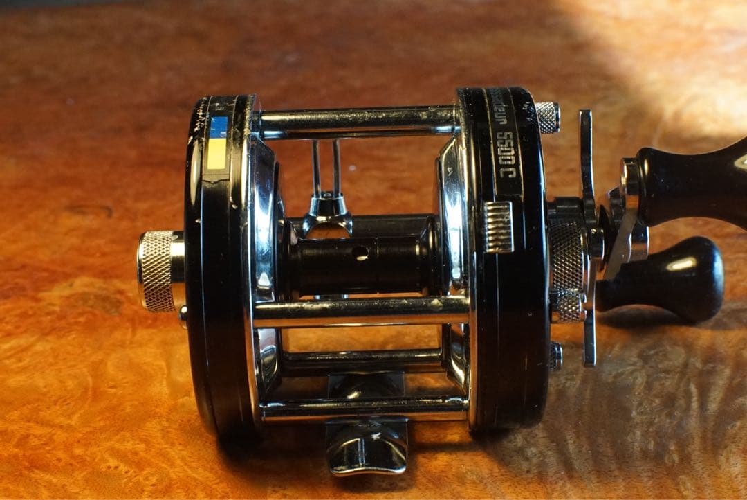 ABU アンバサダー 5500C 鍋カップ メンテ済 フレーム修正済