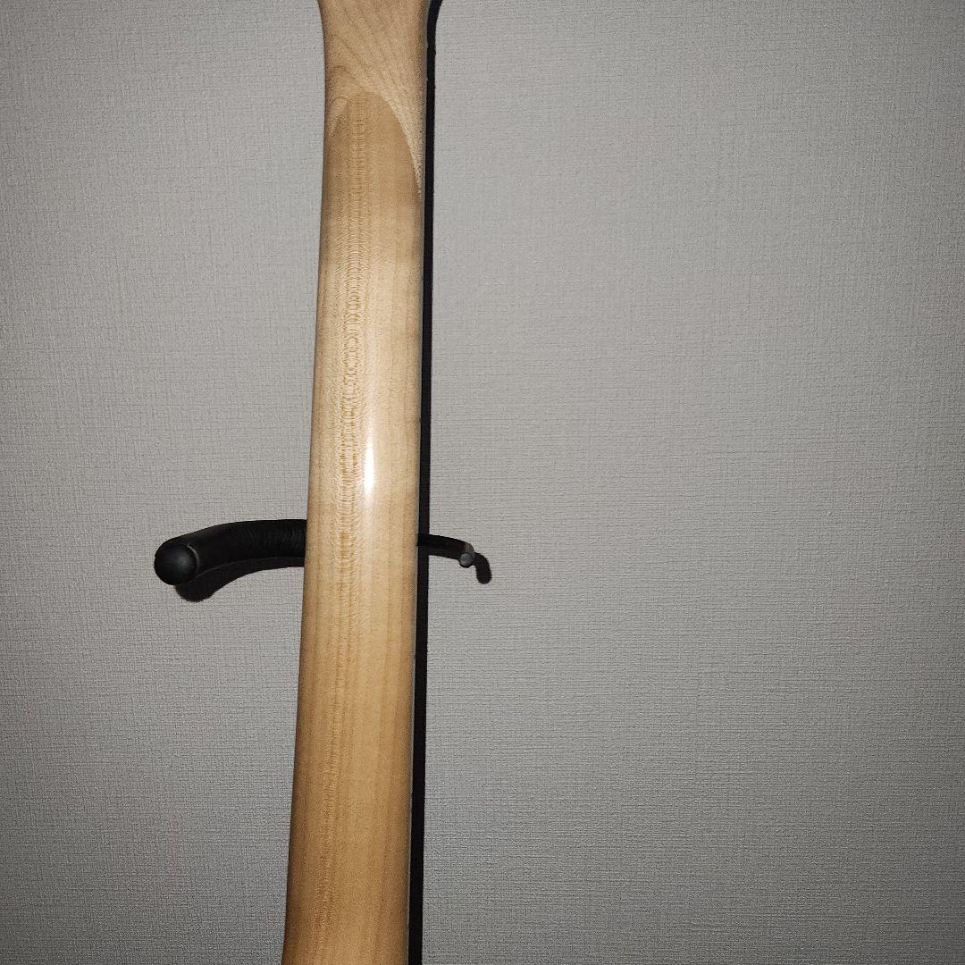 Jackson King V ピックアップemg交換済み！