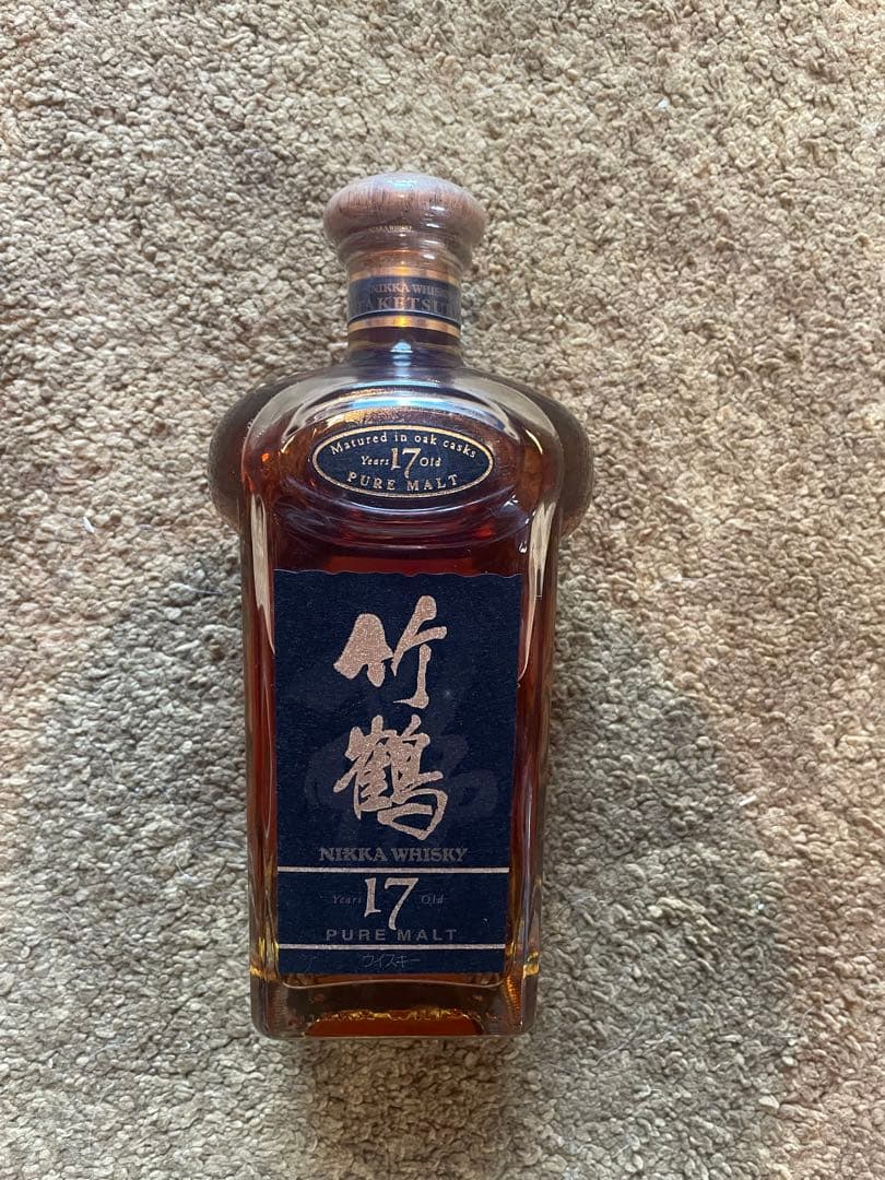 竹鶴 17年 ピュアモルトウイスキー ギフトボックス付き 旧ボトル