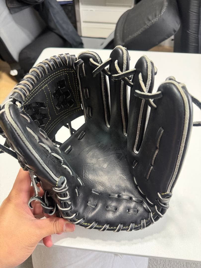 軟式野球グローブ 黒 ミズノプロ　mm型