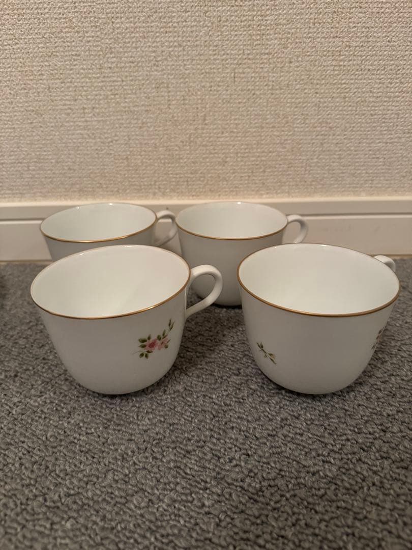 大倉陶園　食器セット　小花　マルチカラー