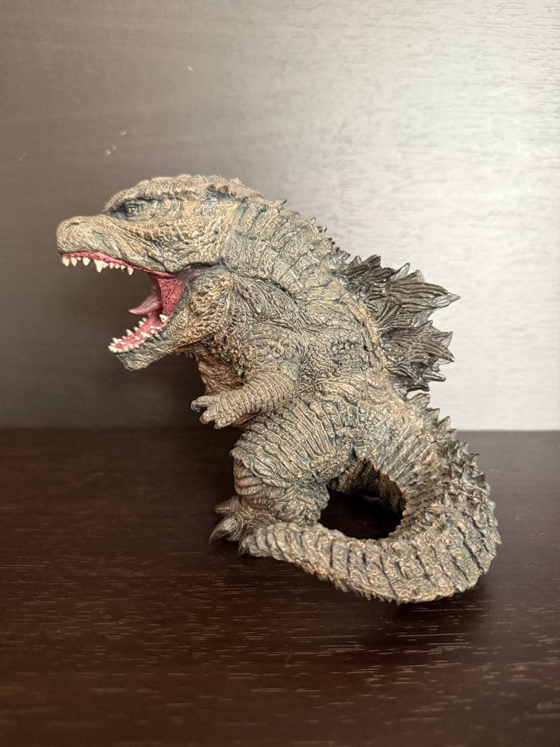 ゴジラ (2021) 限定版 フィギュア