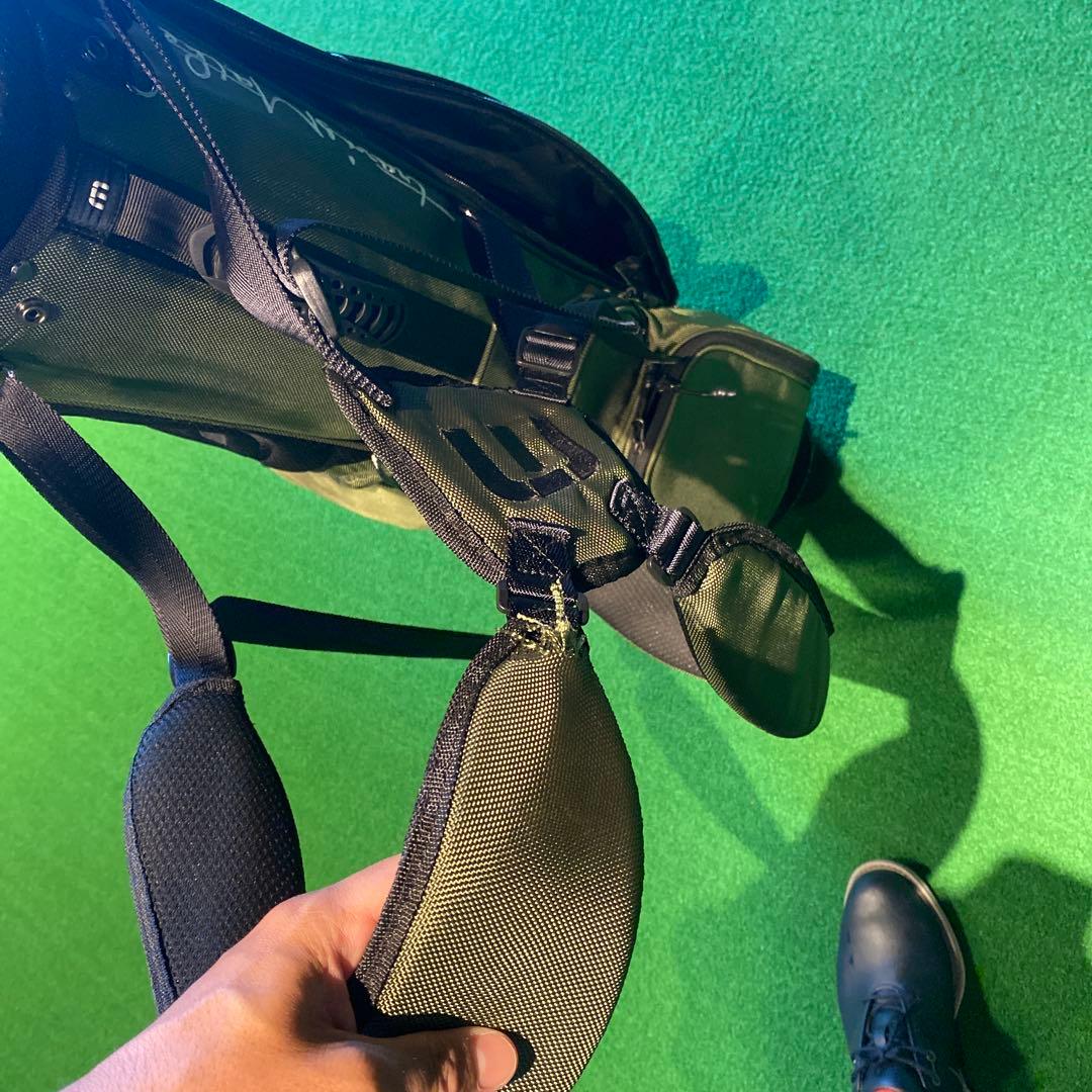 キャロウェイ　トラビスマシュー　キャディーバック