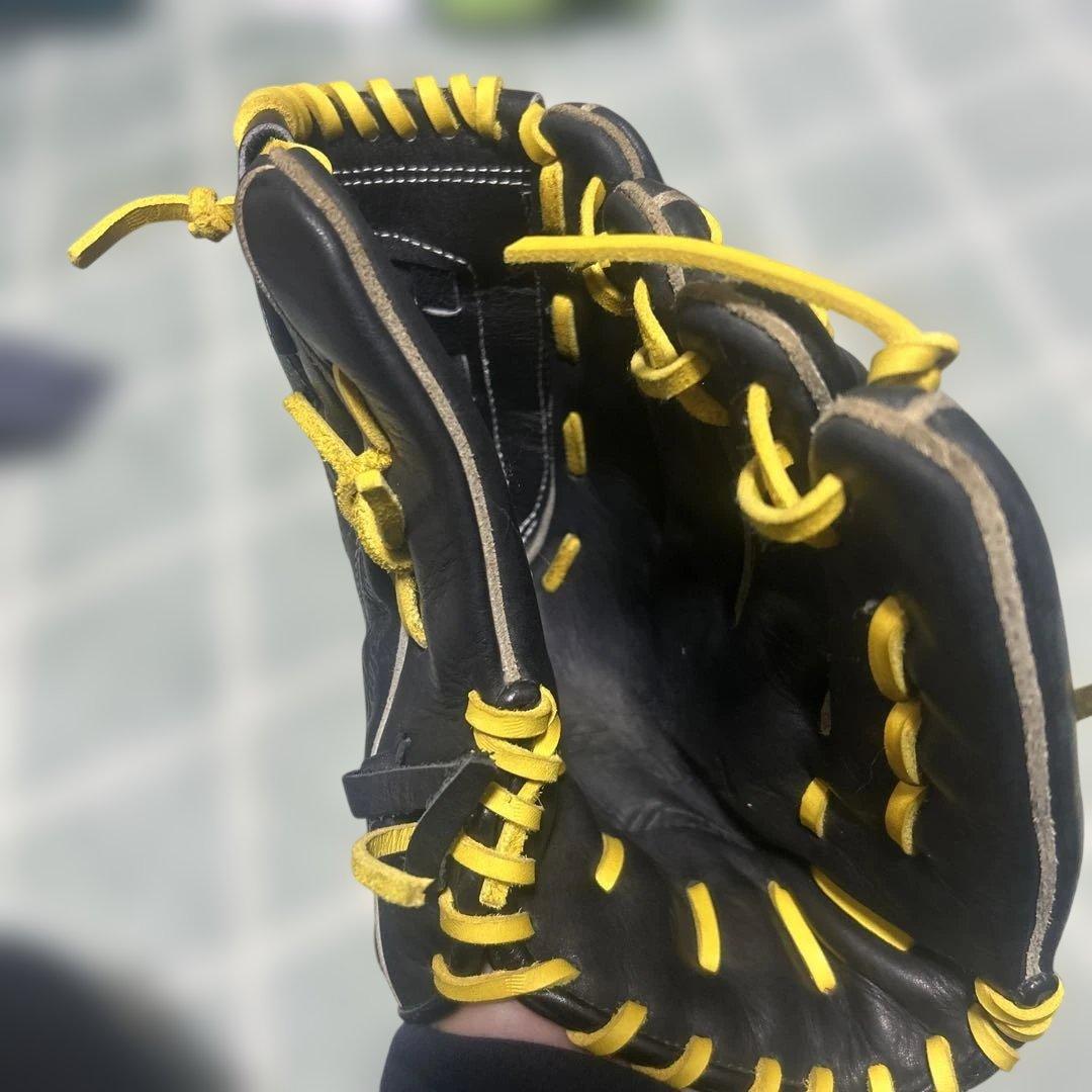 ミズノ　ビューリーグ軟式　吉見モデル