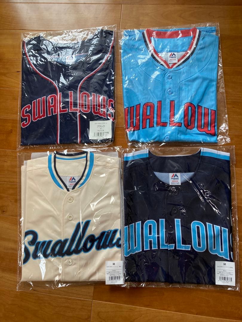 【新品未開封】東京ヤクルトスワローズ CREWユニフォーム Mサイズ 4枚セット