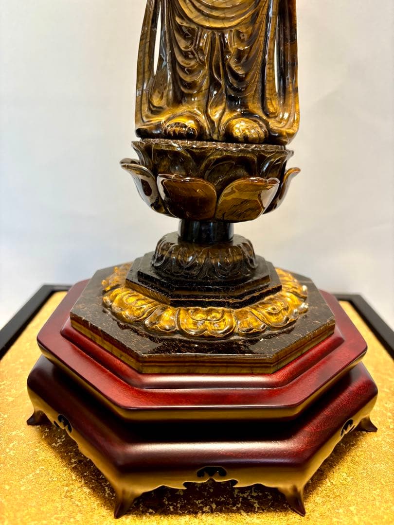 #タイガーアイ製 聖観音菩薩立像 ガラスケース 観世音菩薩　高さ約40cm