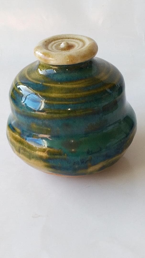 古瀬戸 緑釉 茶入 加藤作助 作 仕覆 笹蔓緞子 共箱 茶入 茶道具 美品 です