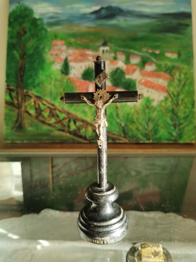 アンティーク フランス 黒木の円筒十字架と銀色のイエスキリスト アルス