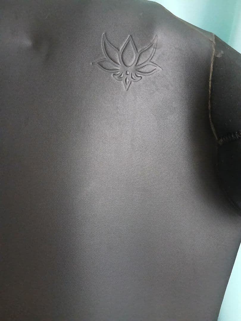 Axxeアックスブラック タッパー ウェットスーツ