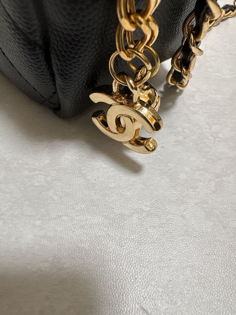 CHANEL VIPノベルティー キャビアスキンショルダーバッグ