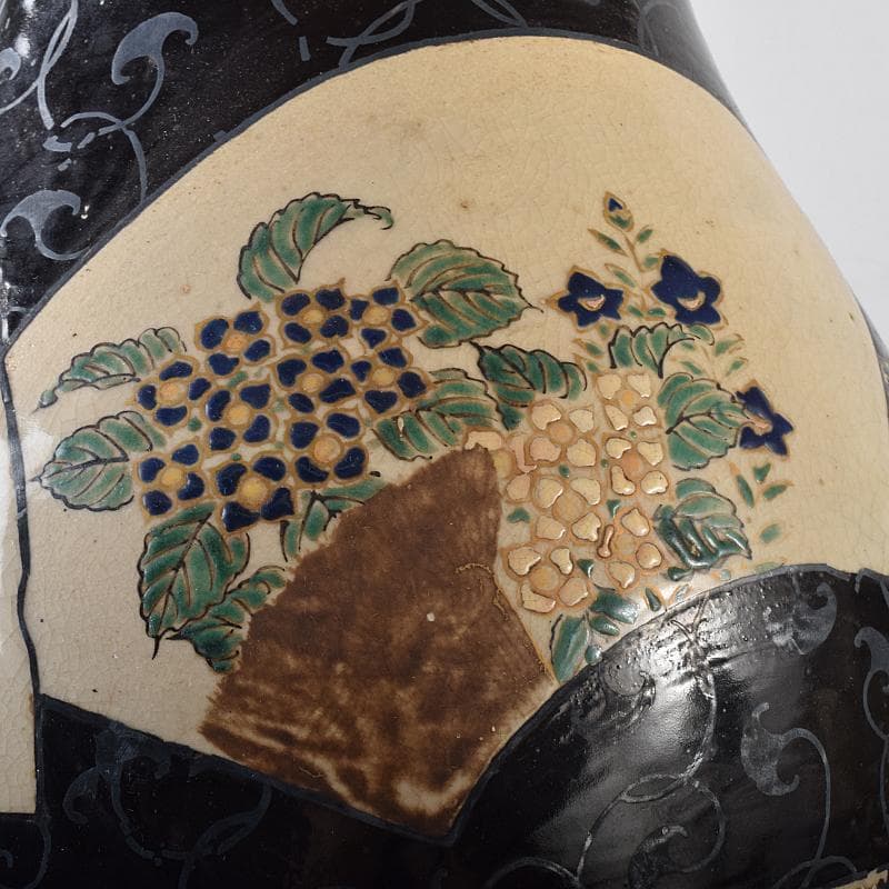 薩摩焼　古薩摩　色絵金彩　扇窓絵鳳凰獅子花文瓶　壷　高さ約45㎝　UR7915B