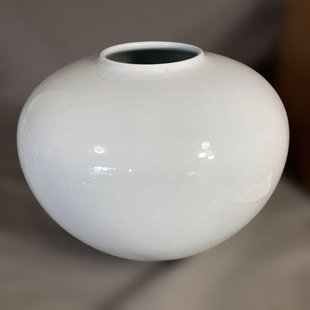 【中村清六】白磁の伝統　名窯　重要無形文化財　有田高麗庵　中村清六作　白磁　壷