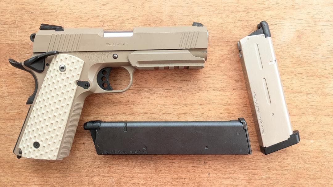 東京マルイ デザートウォーリア 1911 美品 動作OK ロングマガジン