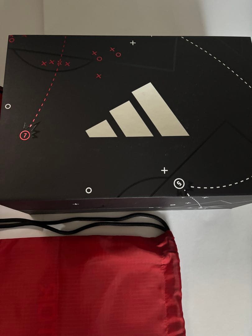 GW価格　正規　限定プレデター ELITE FT BWR FG 26.5ジダン