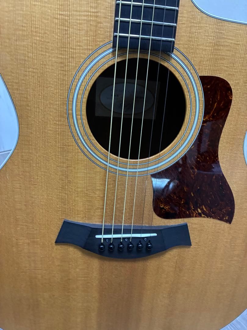 taylor 214ce-K ティラ