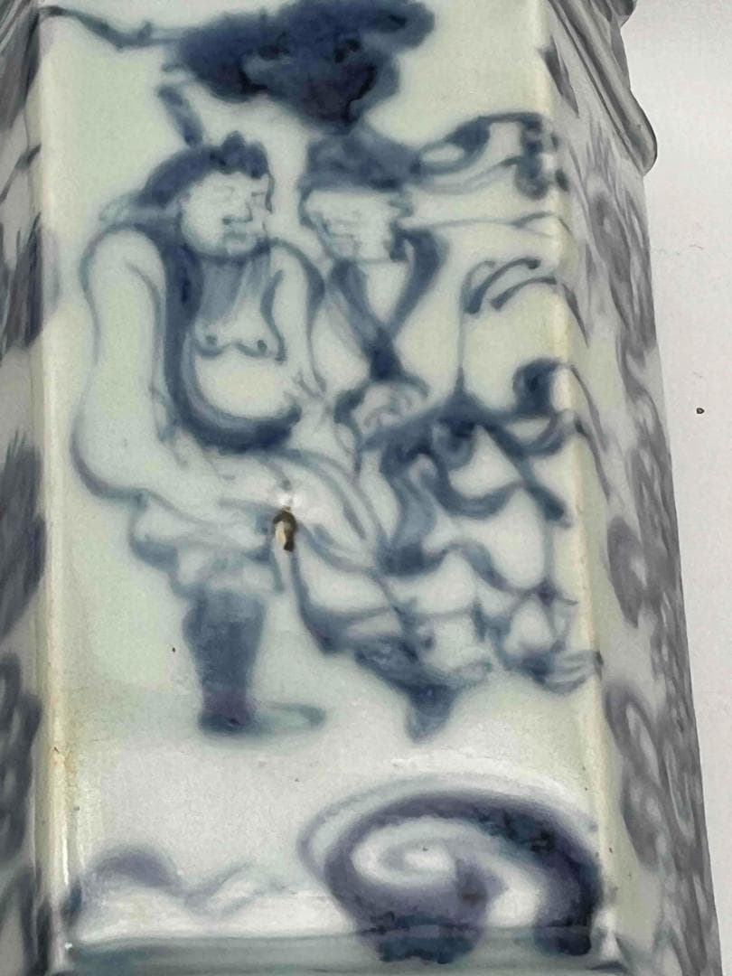 明時代　染付 青花仙人文塔型筆筒 白磁 文房具 名品珍品　香炉 (C-48)