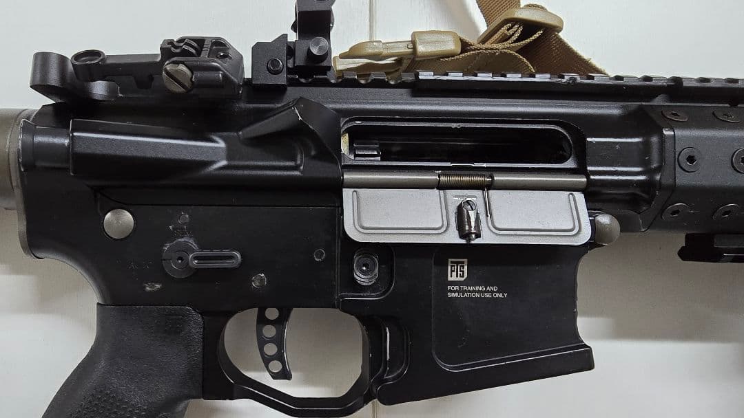 KSC Mega MKM AR-15 ガスブローバック