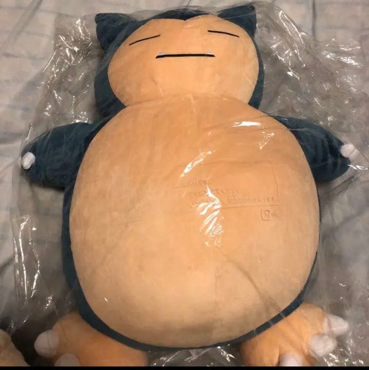 ポケモンセンター　カビゴン　ぬいぐるみ