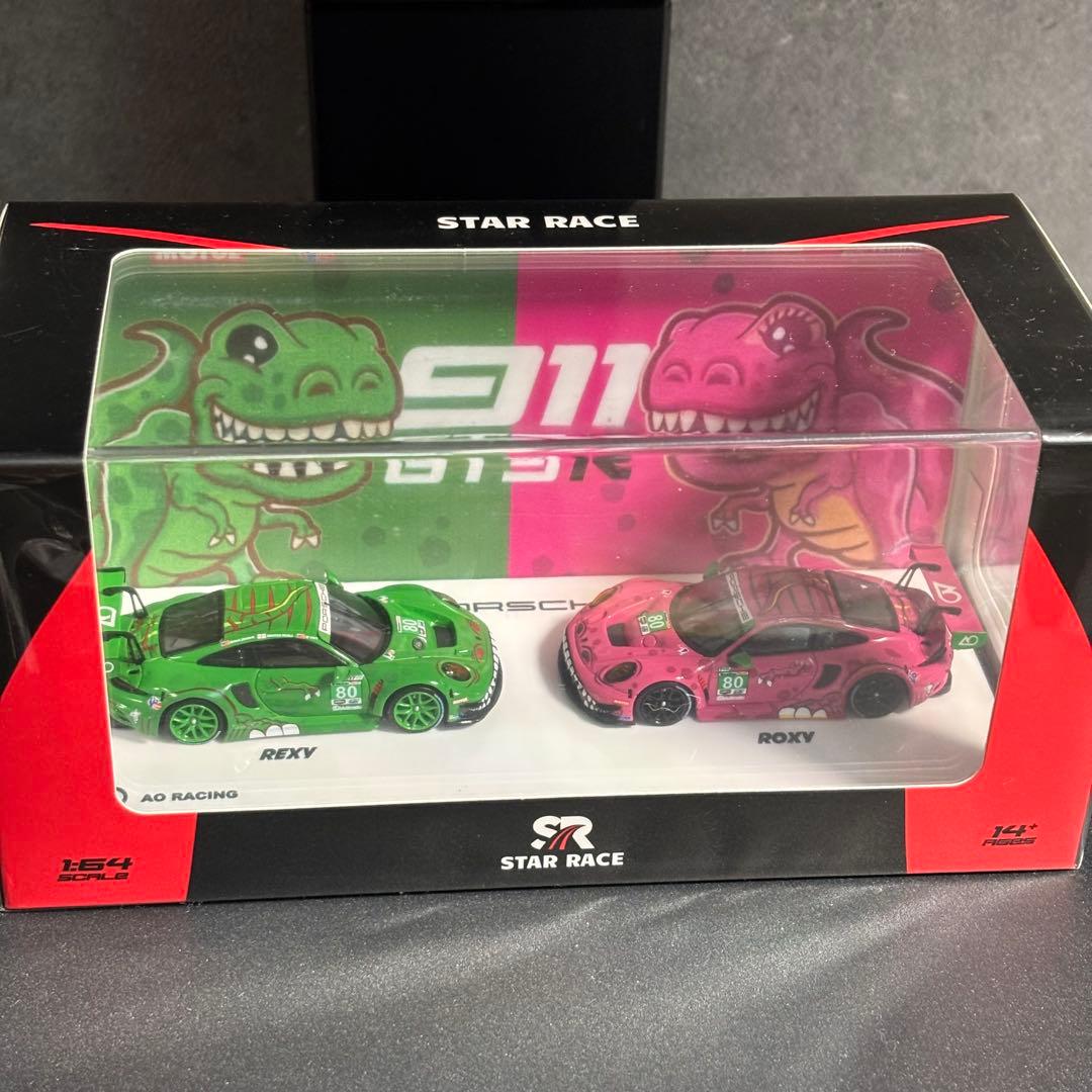 SR 1/64 ポルシェ 911 GT3 ダブルパック グリーン＋ピンク恐竜
