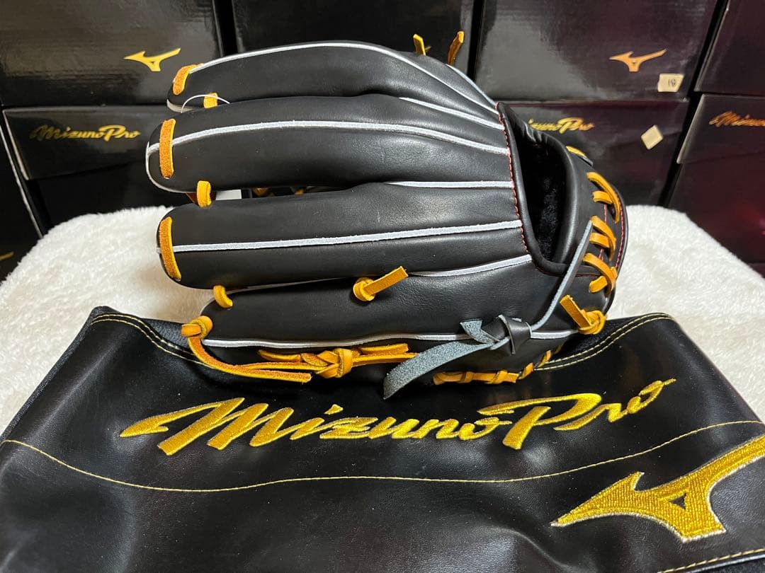 15【オリックス:紅林モデル】　ミズノプロ　硬式　野球　内野手用　グラブ
