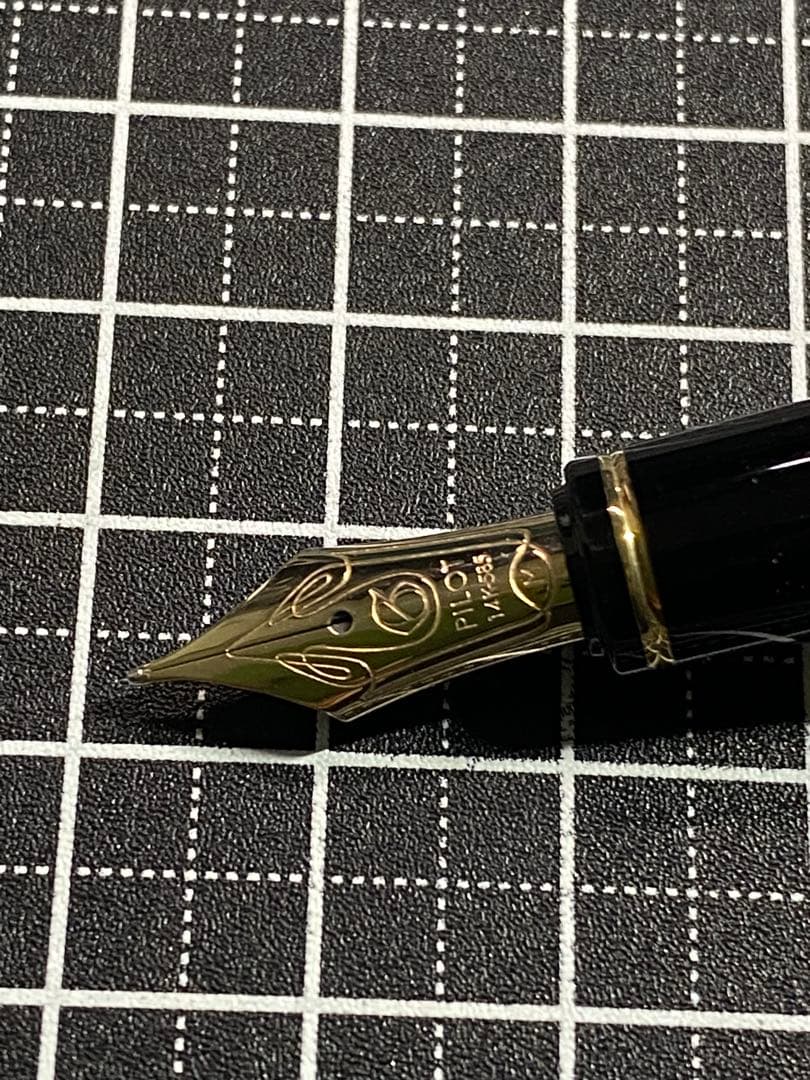 PILOT GRANCE PEARL-PINK 万年筆　字幅M