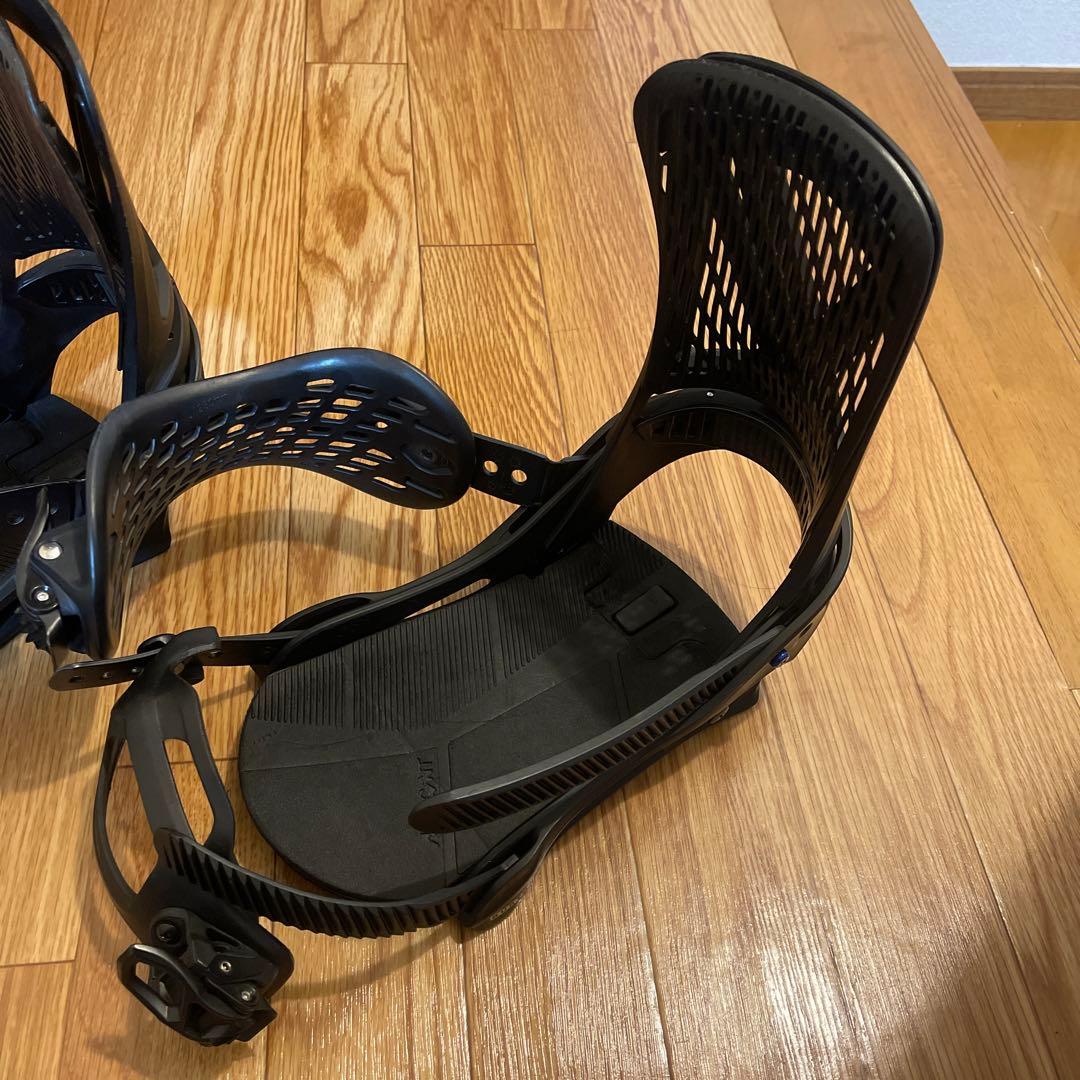 バインディング BURTON バートン GENESIS 22-23 Mサイズ