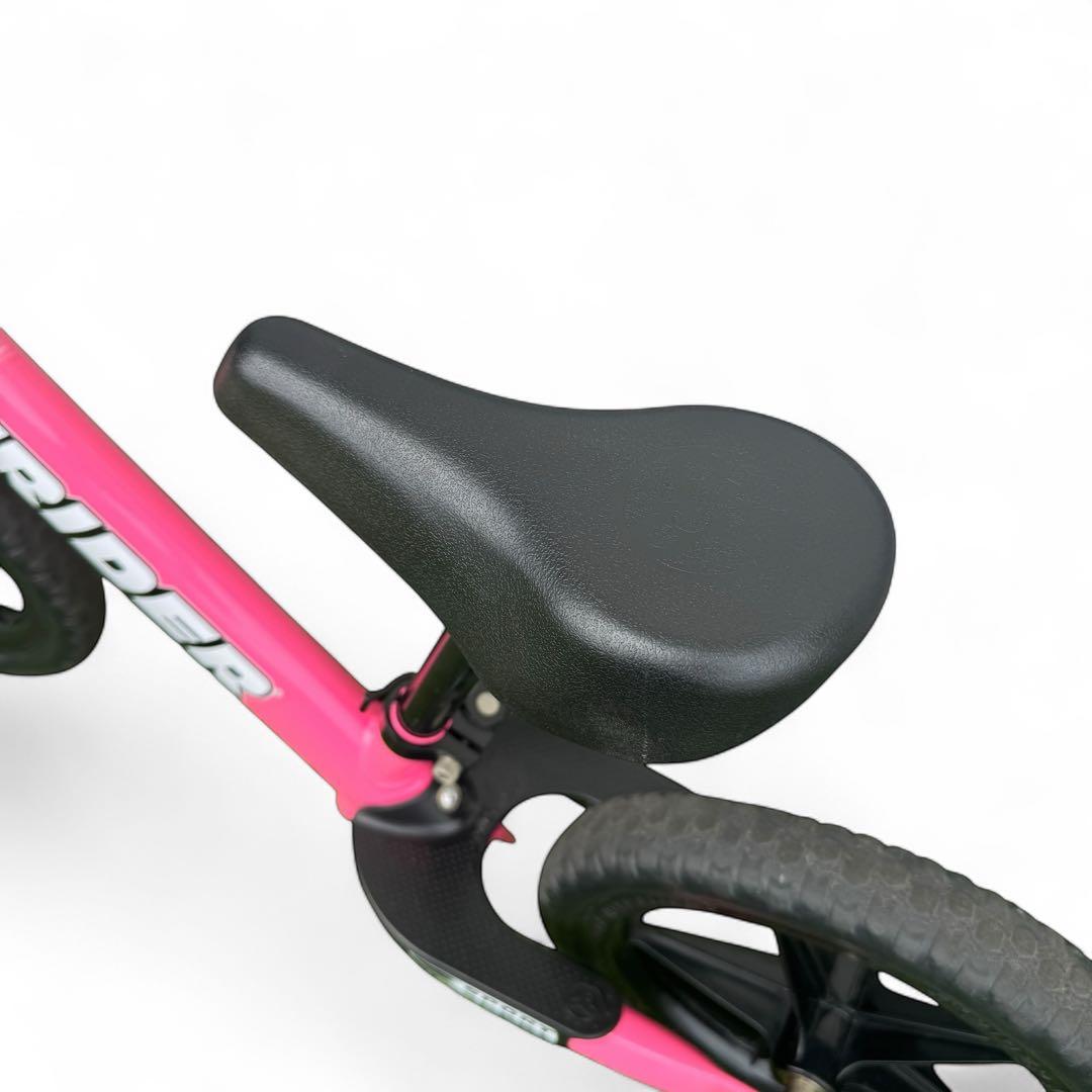 美品　ストライダー　スポーツ　ピンク　12インチ