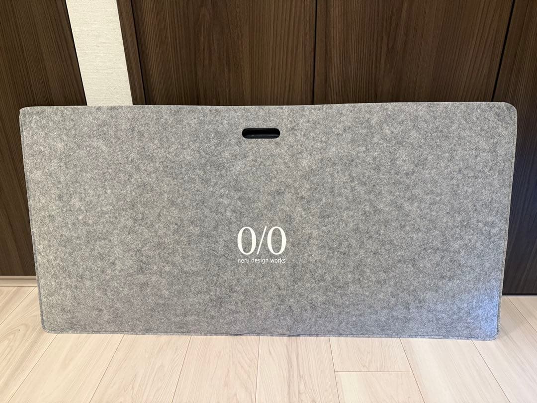 ネルデザインワークス×ノデルデザインButterfly table Mサイズ