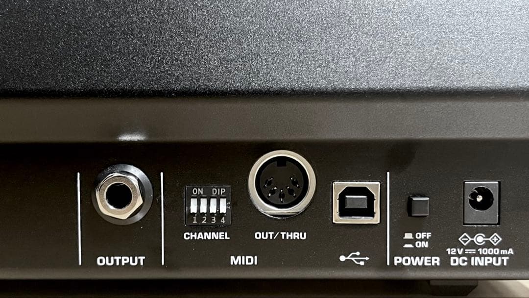 【美品】BEHRINGER PRO-1 アナログシンセサイザー