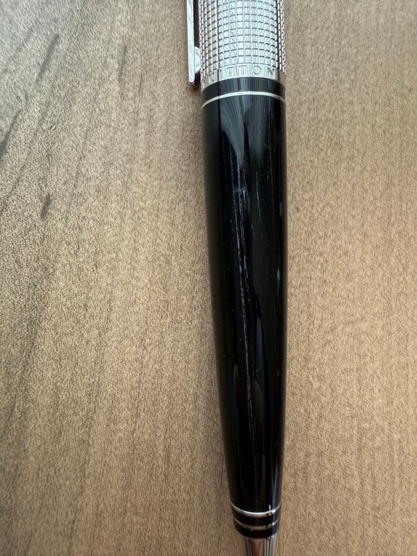 LOUIS VUITTON ボールペン ドック