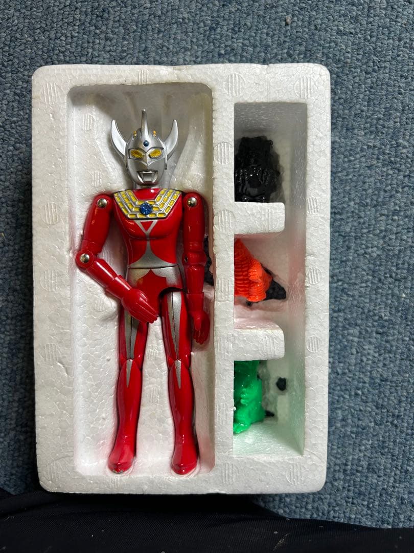 ザ・ウルトラマン当時物　超合金　GB04 ウルトラマンタロウ2点セット