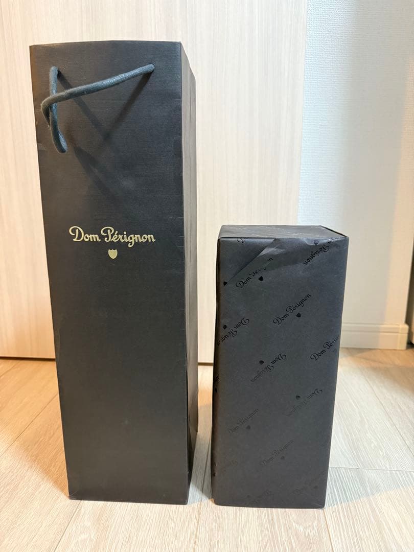 ドンペリニヨン ヴィンテージロゼ 2005 ピンク