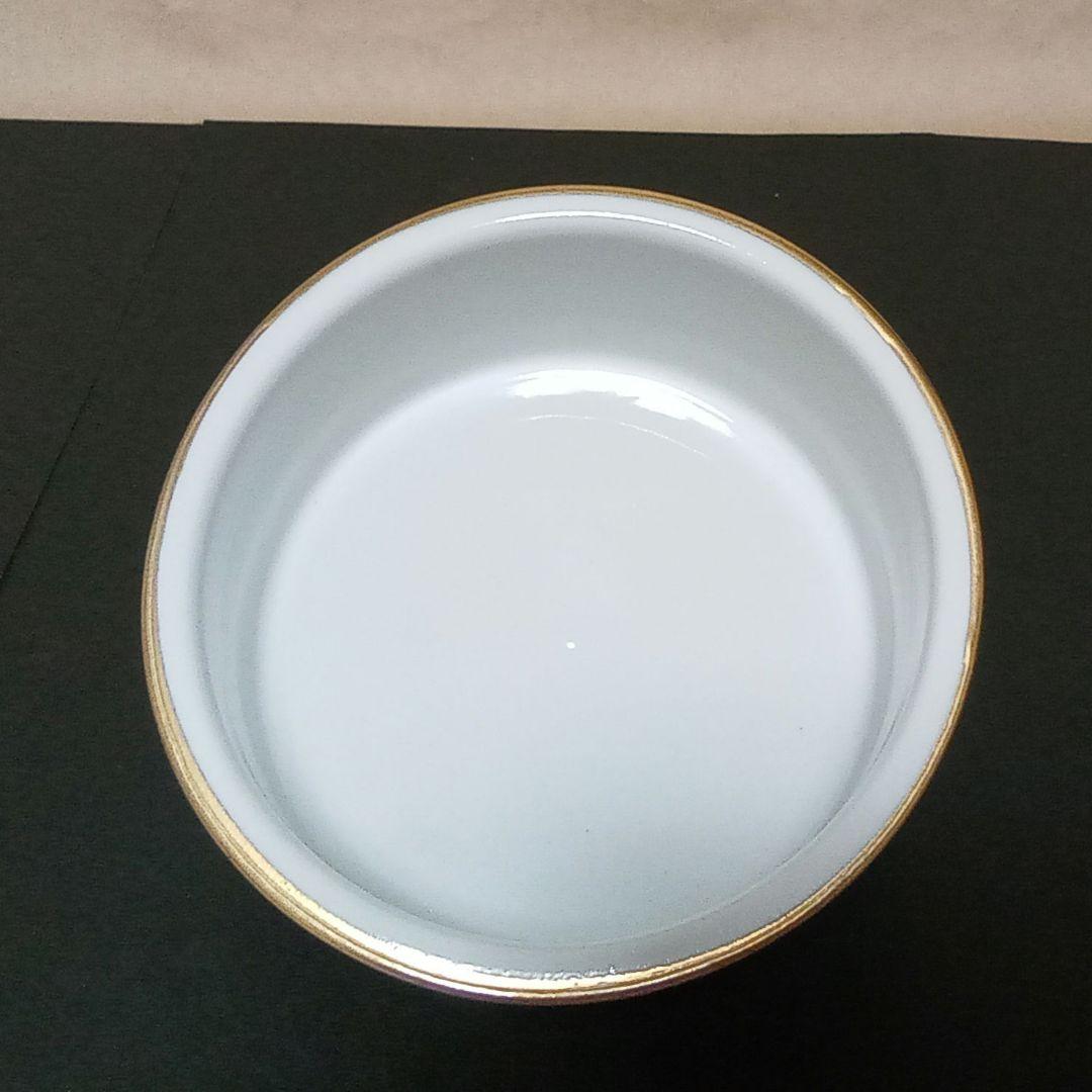 皆具　緑地金襴手　祥堂