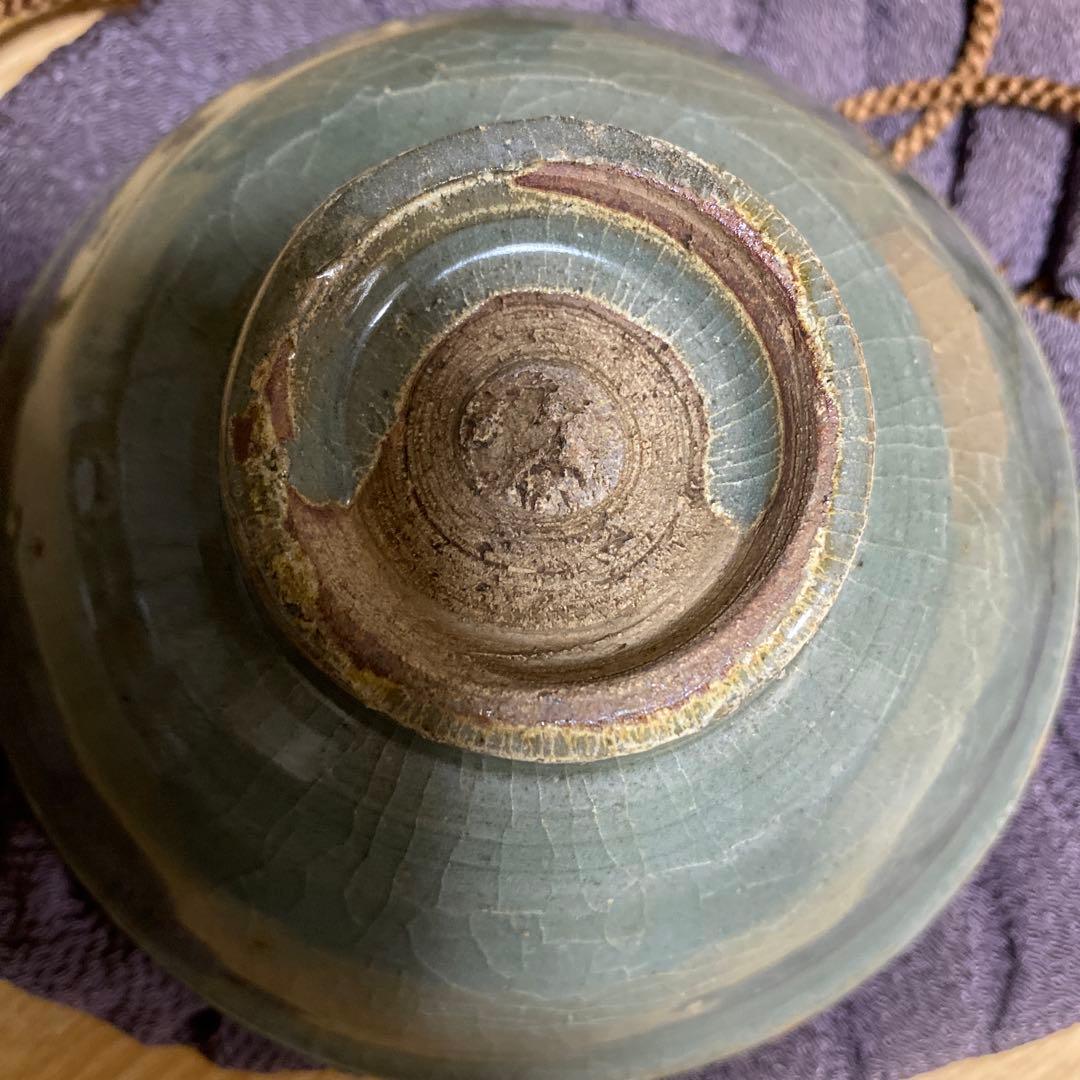 青磁茶碗　龍泉窯　元-明時代　七官