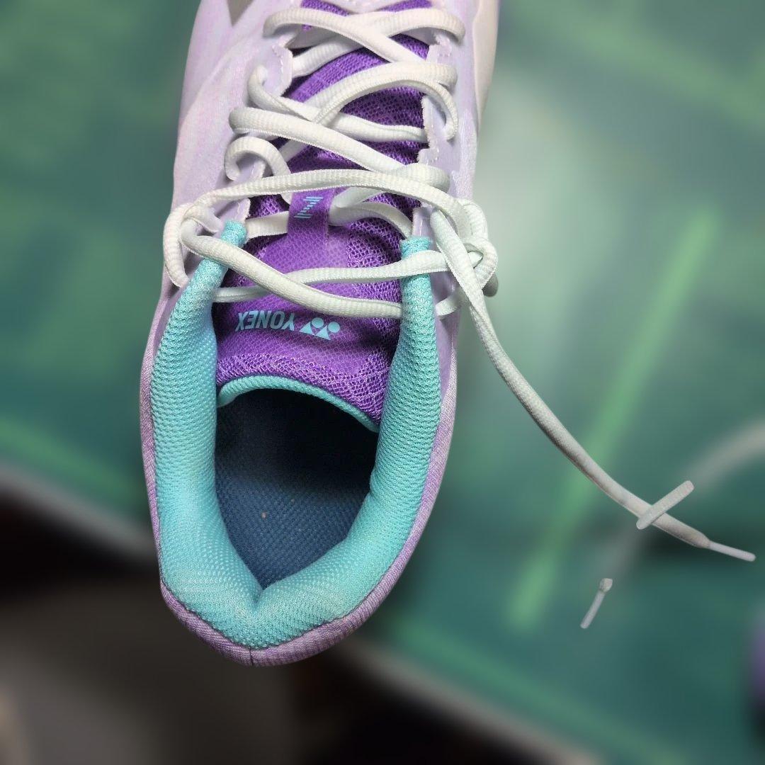 ヨネックスバドミントンシューズ