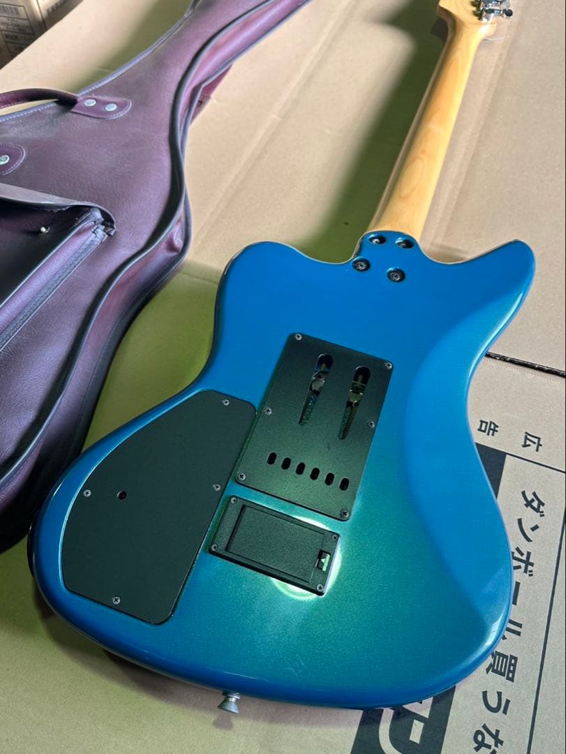 G1760 FERNANDES サスティナー エレキギター　ケース付き