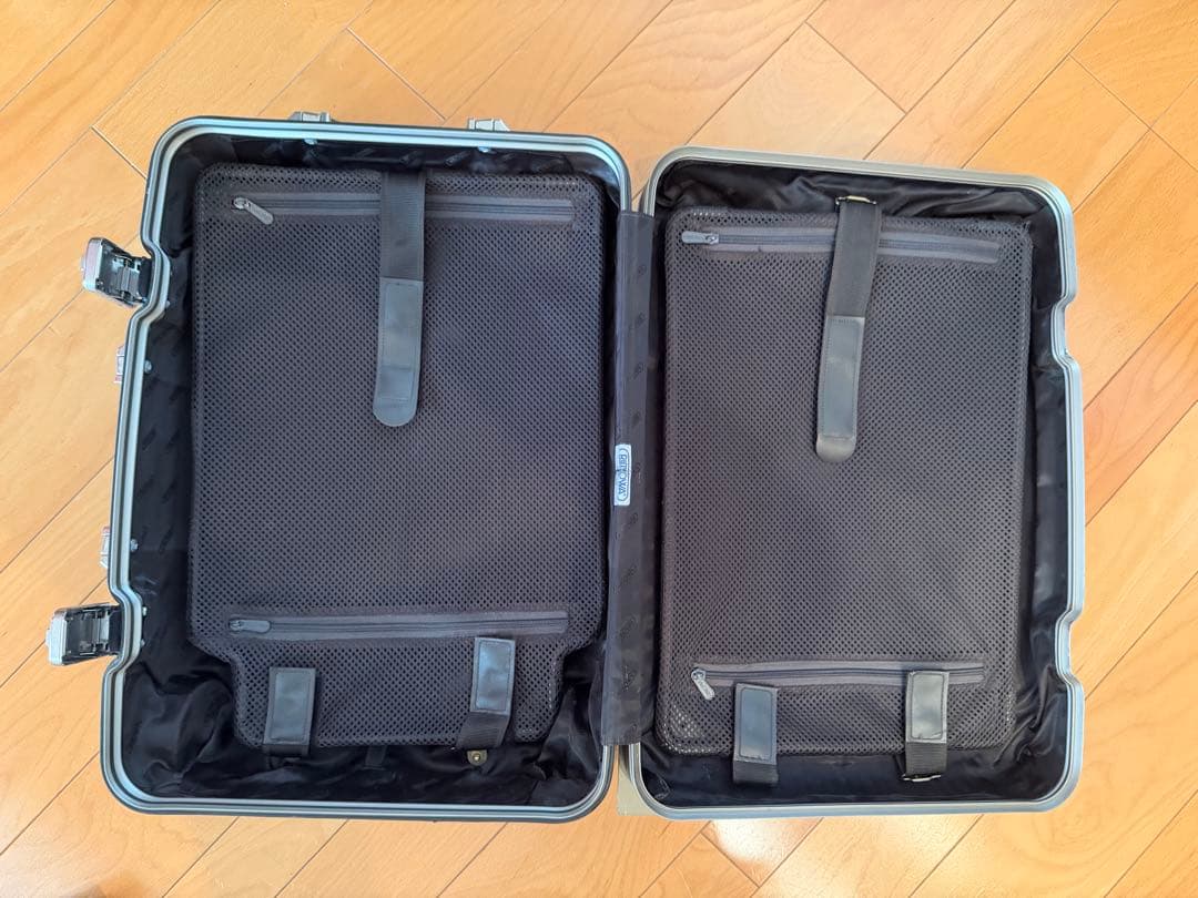 RIMOWA トパーズ　チタニウム　32L