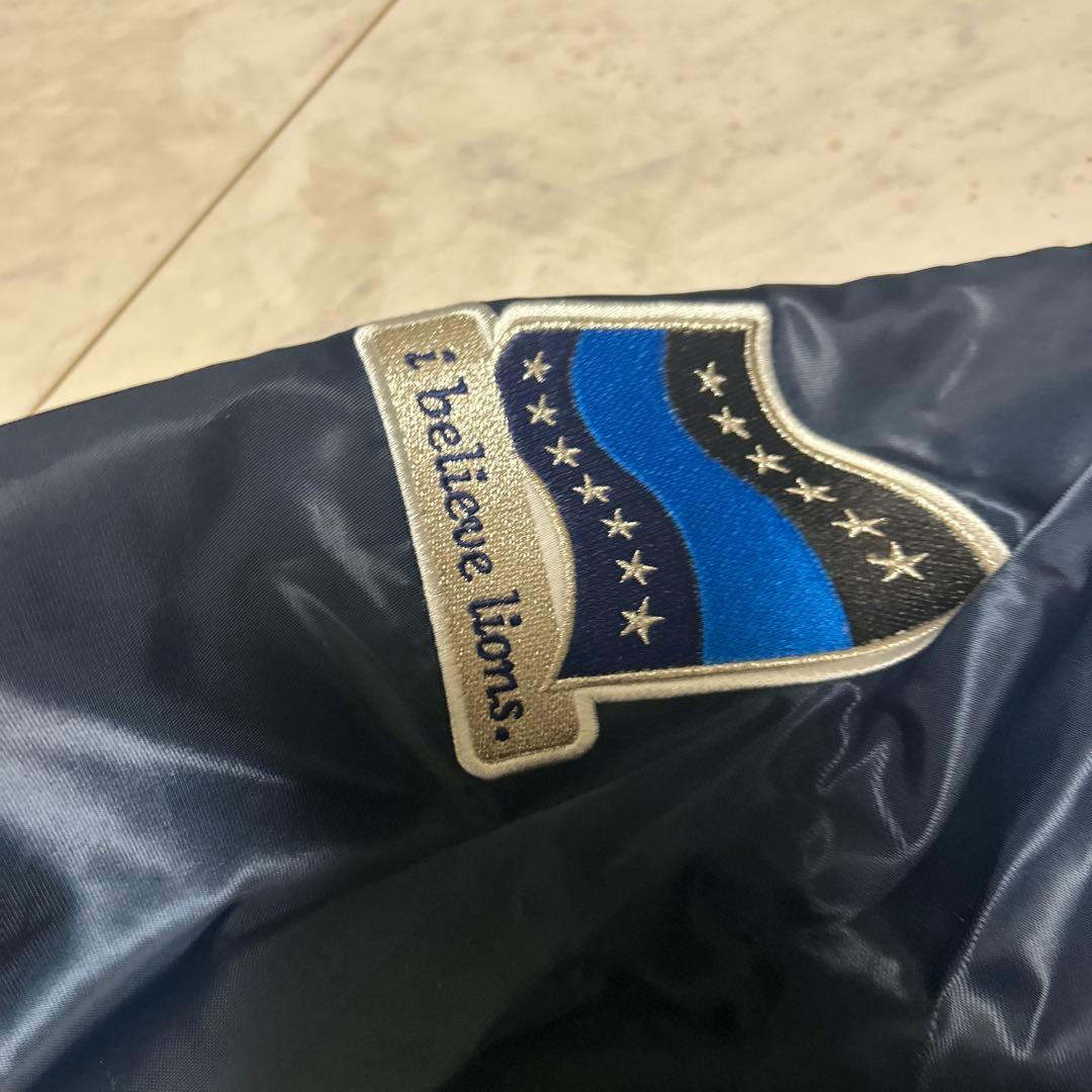 希少　タグ付新品　西武ライオンズサテンベースボールジャケットマジェスティック　L