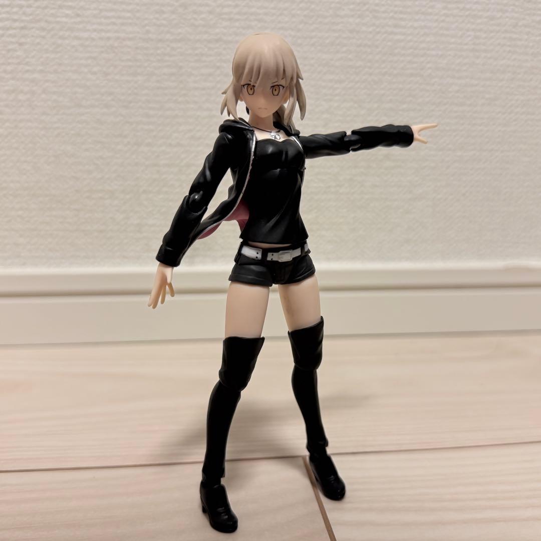 【開封済】figma セイバー/アルトリア・ペンドラゴン〔オルタ〕 新宿ver