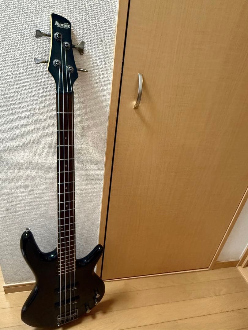 Ibanez エレキベース 4弦 ブラック(アンプ付き)