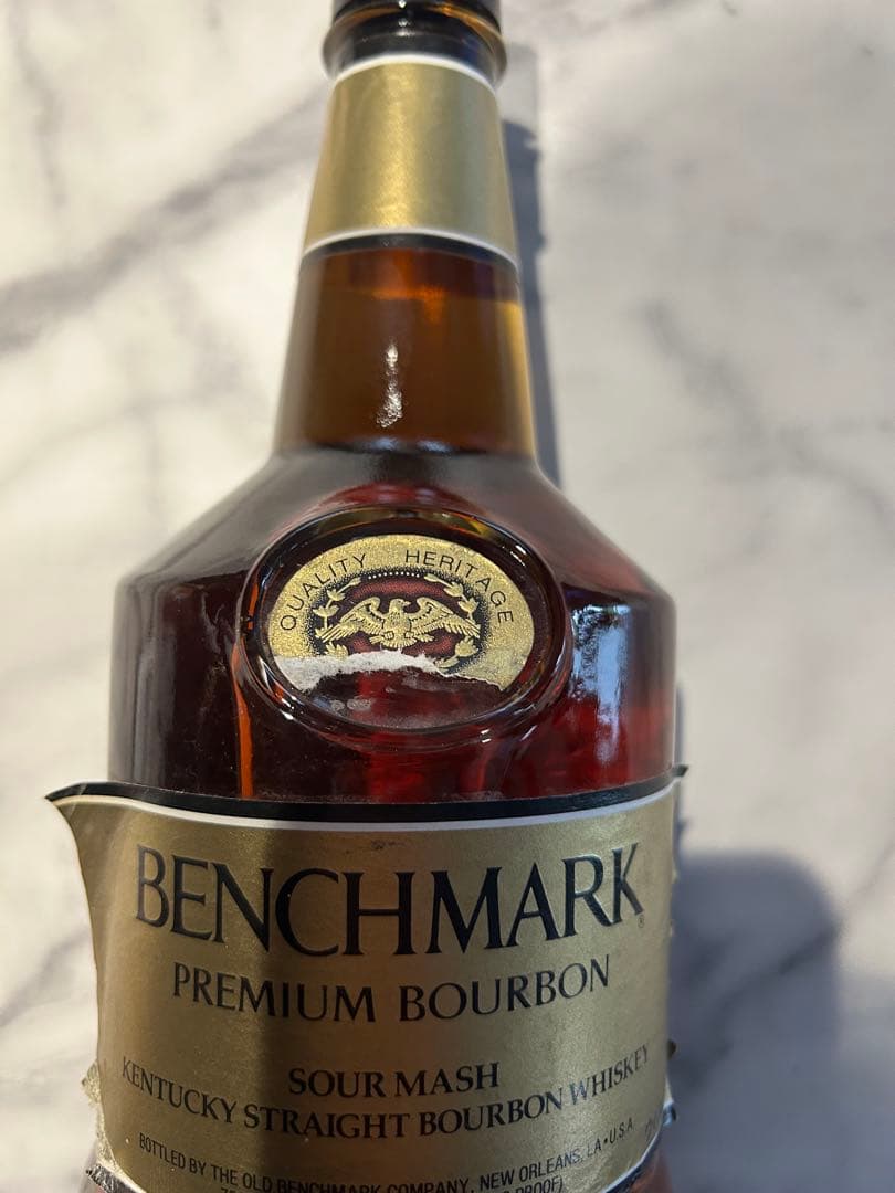 BENCHMARK プレミアムバーボン　古酒