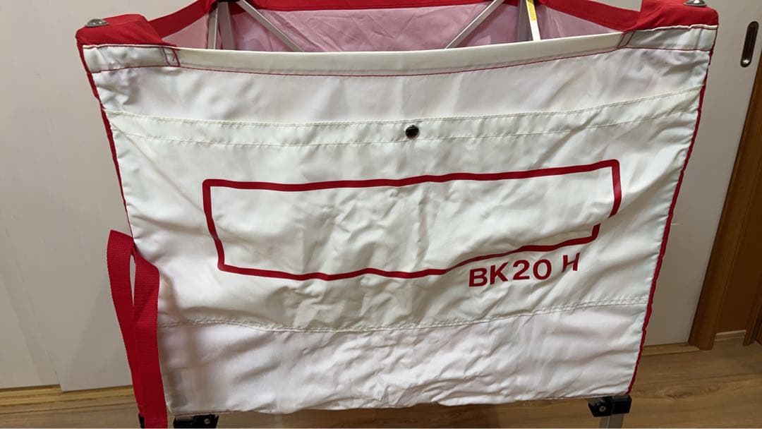 バレーボールカゴ　モルテン