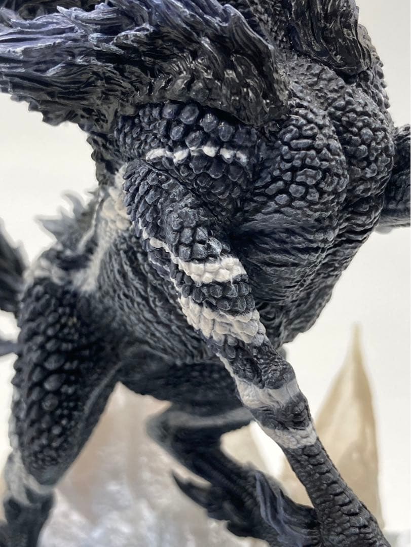 キリン 亜種 クリエイターズモデル モンスターハンター フィギュア