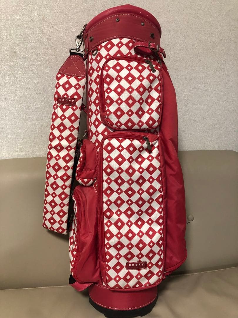 送料込み】超激レア　数量限定販売　オノフ　ONOFF キャディバッグ　レディース