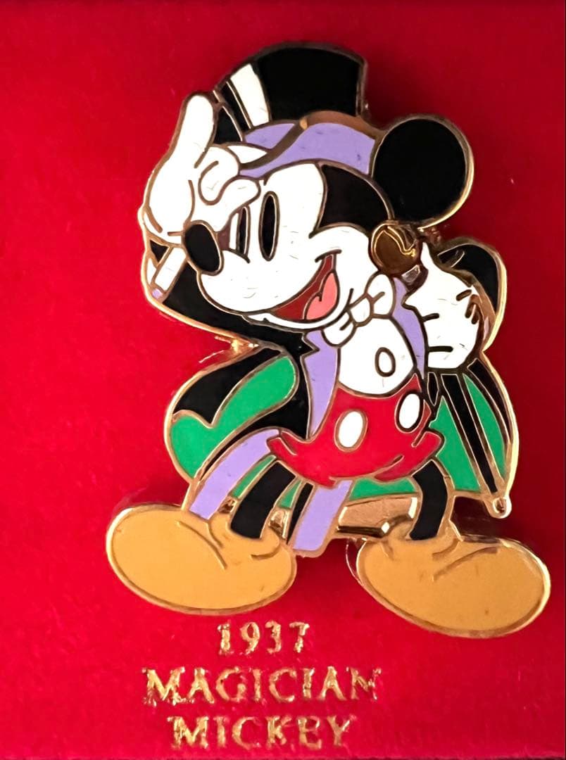 世界400限定 ミッキーマウス 歴代ピン6点 2005 ケース付