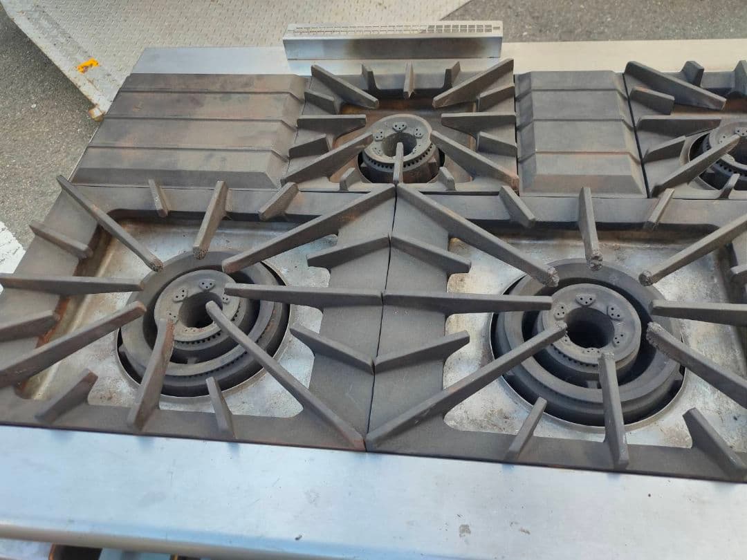 7口コンロ　オーブン